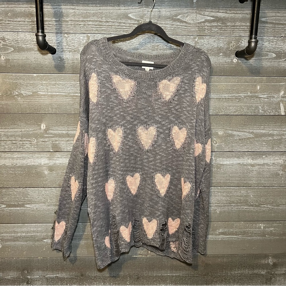 BiBi | Distressed Gray Loose Fit Sweater | Light Pink Heart Pattern | XL